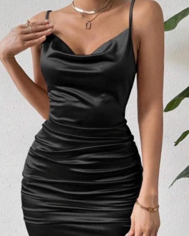 Vestido tela satín